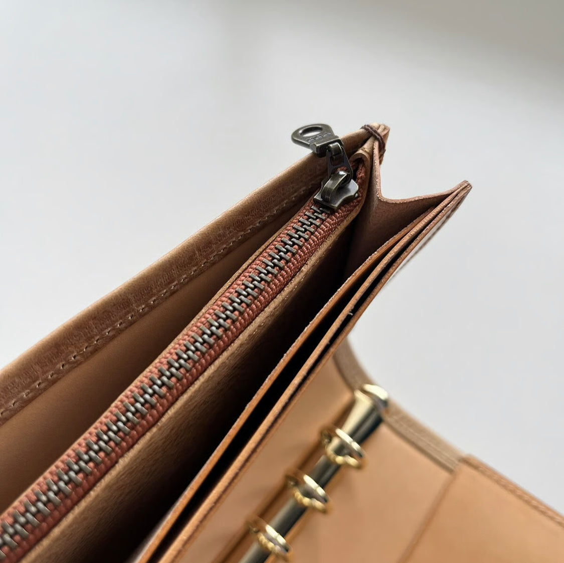 KNOX  システム手帳 バイブルサイズ フラクト フラップ留めタイプ ナチュラル